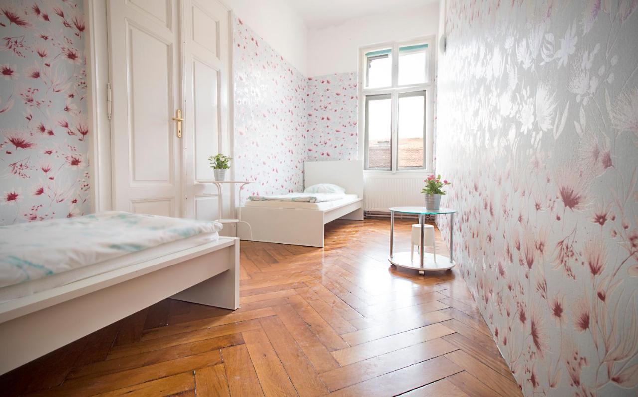 Guesthouse Centar 2 Zagabria Esterno foto