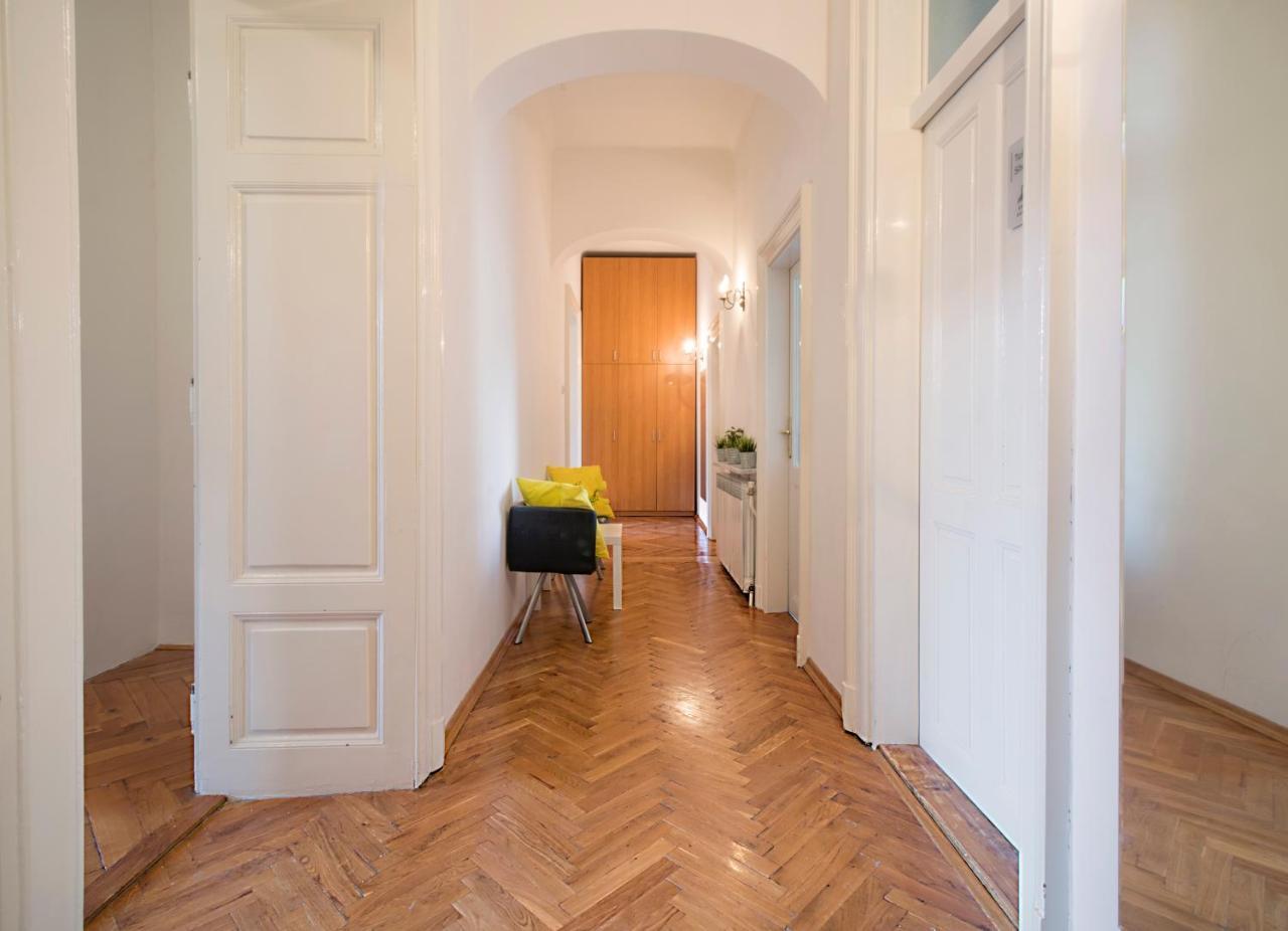 Guesthouse Centar 2 Zagabria Esterno foto